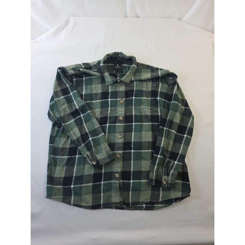 Volcom Women's Plaid Flannel Shirt button Up Size XXL 14 Front Pocket Big Button